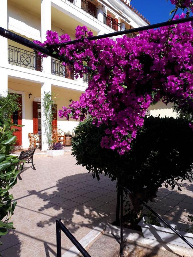 Ξενοδοχείο 'Παλλαδιον' Hotel 'Palladion' เอดิพซอส ภายนอก รูปภาพ